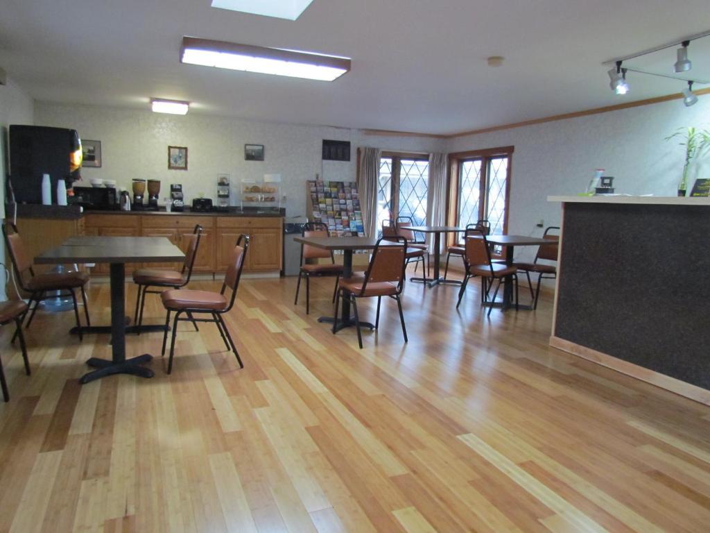 Cherry Lane Motor Inn Amish Country Ronks Exteriér fotografie