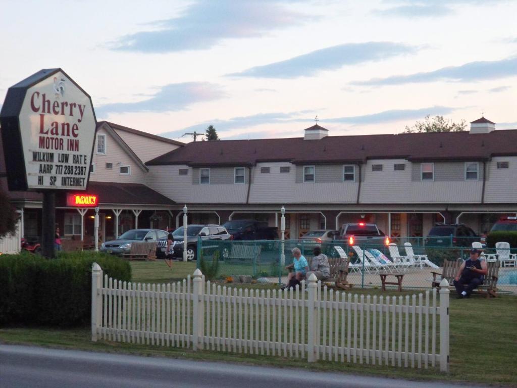 Cherry Lane Motor Inn Amish Country Ronks Exteriér fotografie