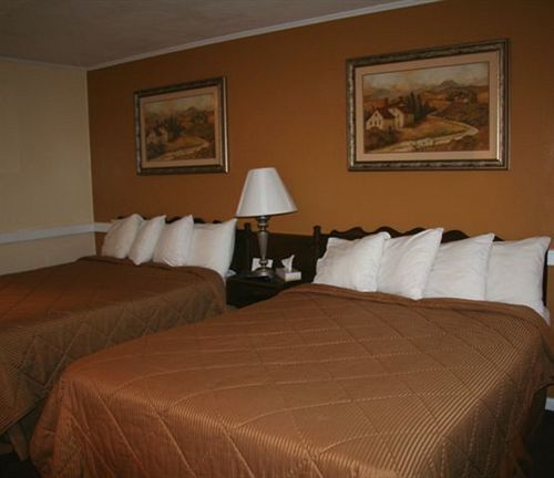 Cherry Lane Motor Inn Amish Country Ronks Exteriér fotografie